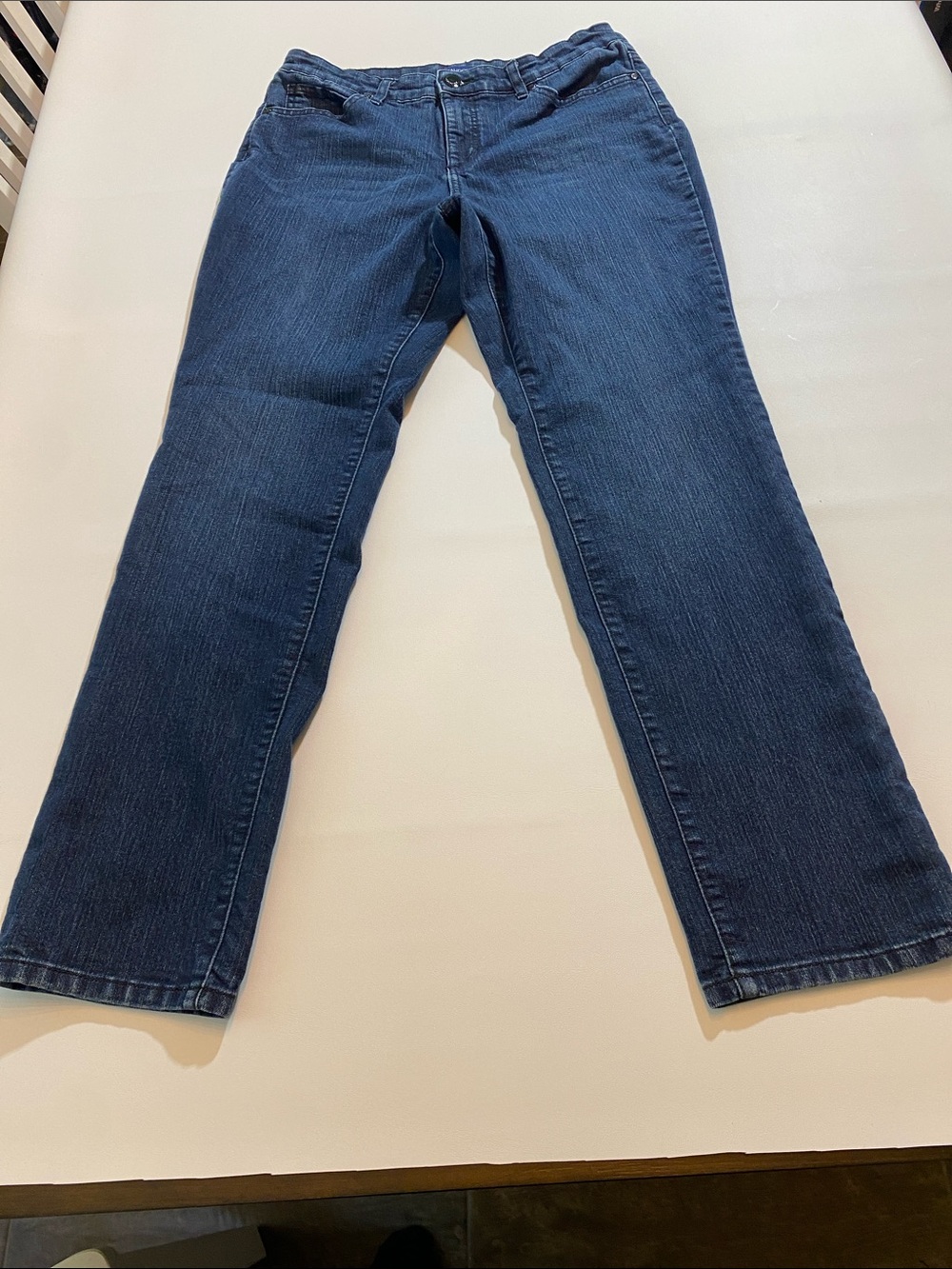 Bandolino Women's Relaxed Straight Jeans in Deep Indigo